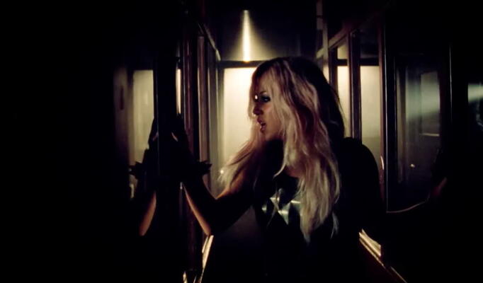 Amelia Lily — Shut Up (And Give Me Whatever You Got) download video