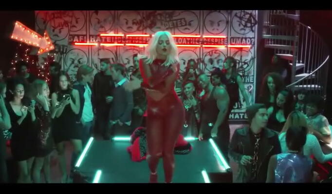 Bebe Rexha — I Got You (The Keys of Christmas Red) download video