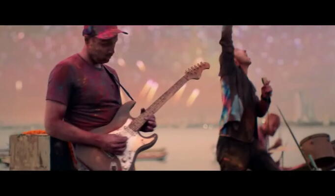 Coldplay — Hymn For The Weekend download video