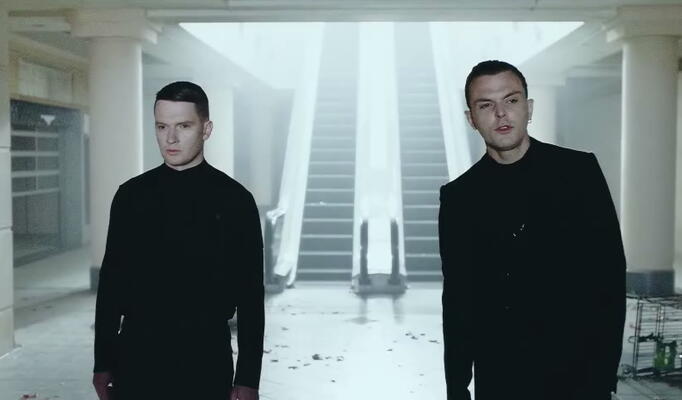 Hurts — Miracle download video