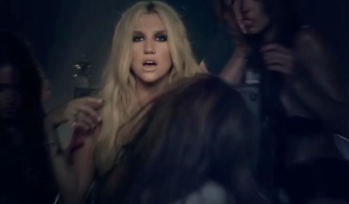 Kesha — Die Young скачать клип