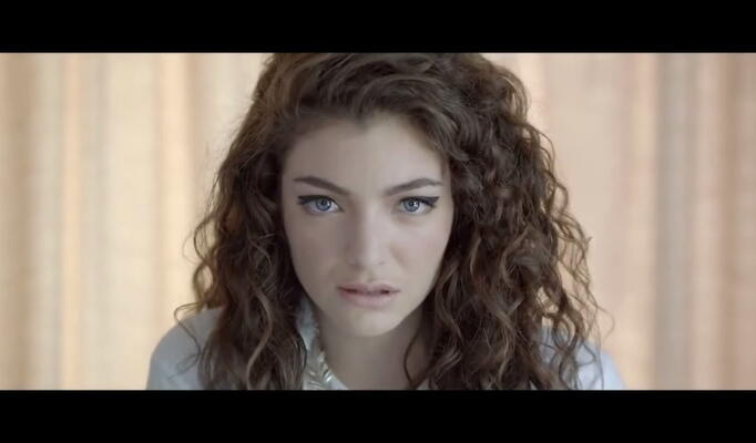 Lorde — Royals (US Version) скачать клип