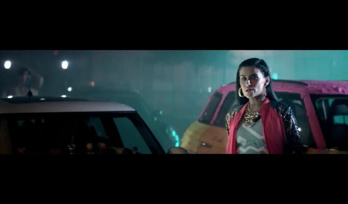 Nelly Furtado — Parking Lot скачать клип
