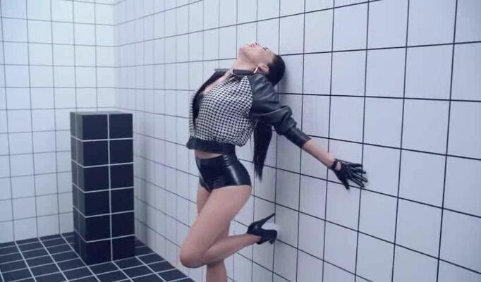 Nicole Scherzinger — Boomerang скачать клип