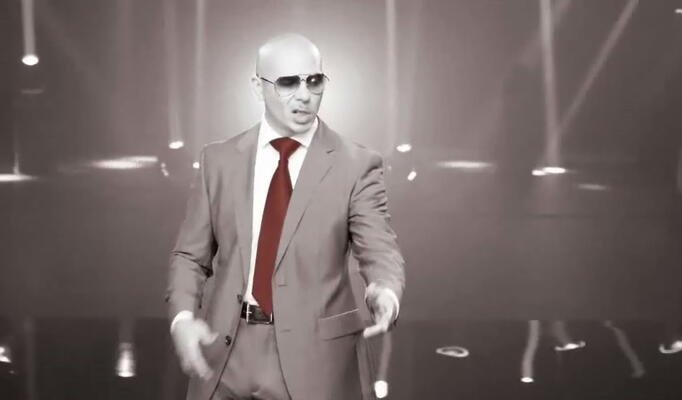 Pitbull — Feel This Moment feat. Christina Aguilera скачать клип