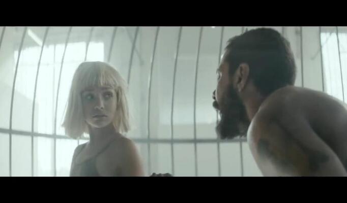 Sia — Elastic Heart feat. Shia LaBeouf & Maddie Ziegler скачать клип