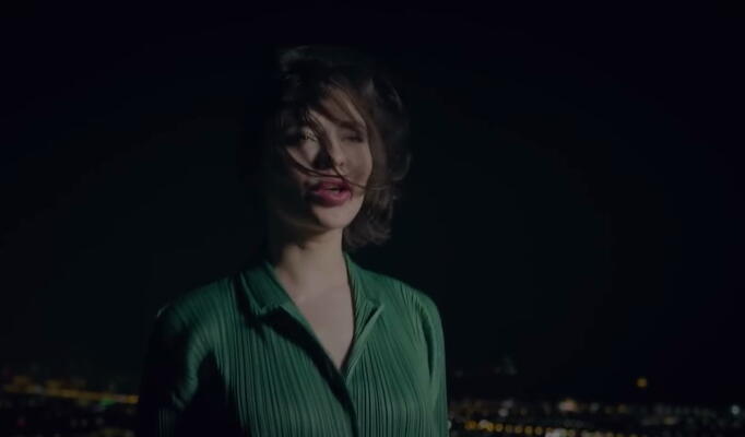 Nina Kraviz — Skyscrapers download video