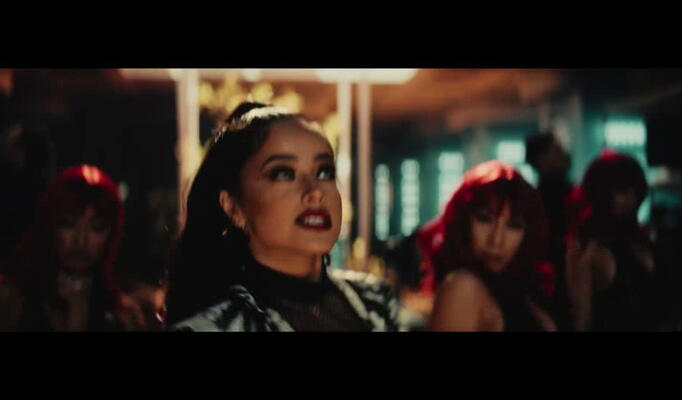 Daddy Yankee & Natti Natasha & Becky G — Zona Del Perreo скачать клип