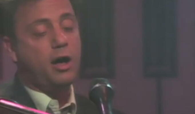 Billy Joel — Piano Man скачать клип