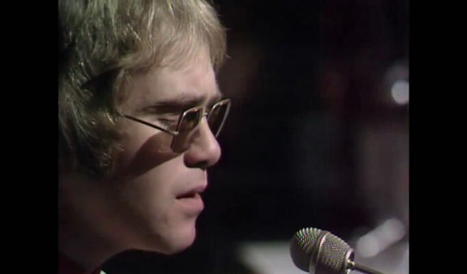 Elton John — Your Song скачать клип
