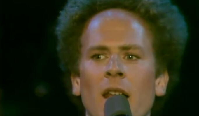 Simon & Garfunkel — Bridge over Troubled Water скачать клип