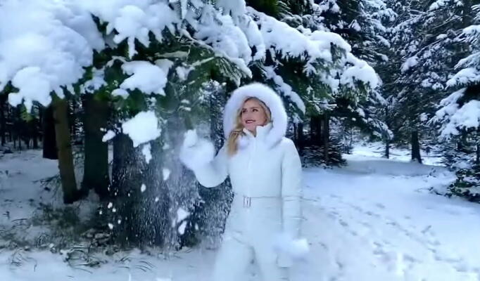 Ірина Федишин — Сніжинка (mood video) скачать клип