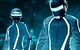 Оглянемся назад: как Daft Punk выступали без своих культовых робото-шлемов